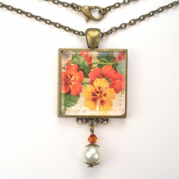  Patriotic Art Glass Pendant Necklace Vintage Charm Jewelry